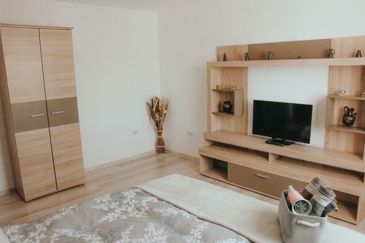 Apartament 1 Decembrie Lägenhet Alba Iulia Exteriör bild