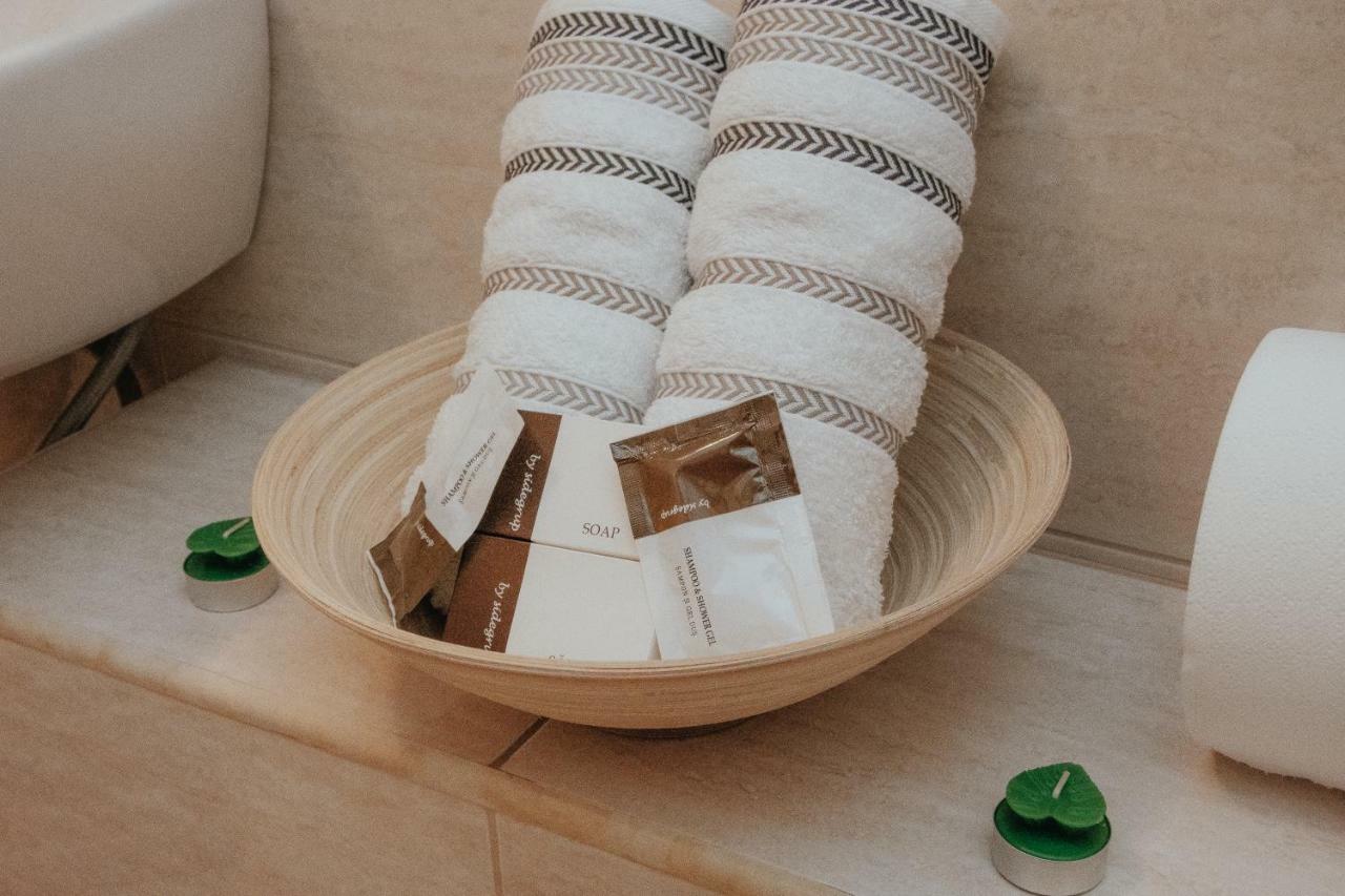 Apartament 1 Decembrie Lägenhet Alba Iulia Exteriör bild